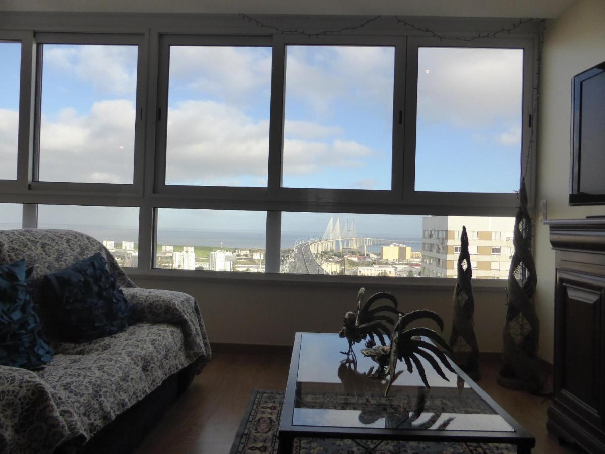 A View To The River Tejo - Sixtyfive Boutique Home Lisboa Exterior foto